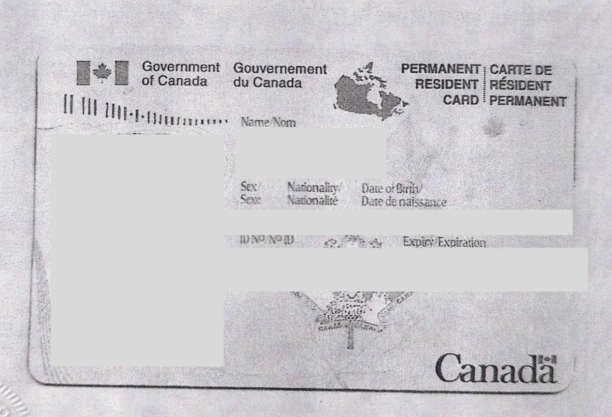 加拿大永久居留卡